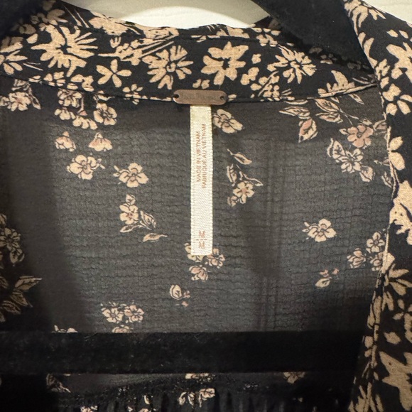 Free People Floral Black Sheer Women's Top - Picture 2 of 2